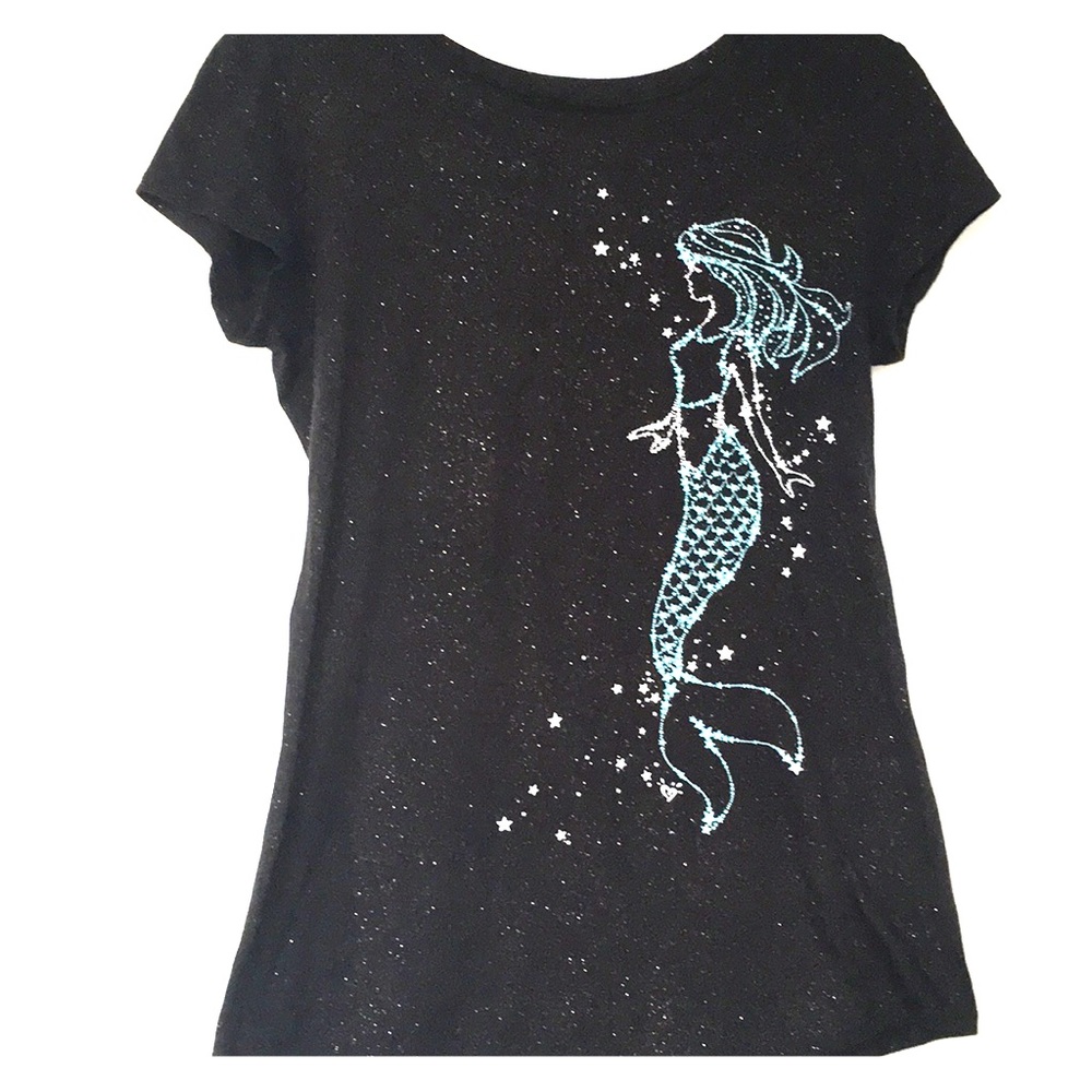 Girls sparkly black Mermaid shirt🧜🏻‍♀️🖤✨